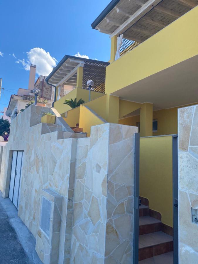 La Casa Gialla Cala Gonone Exterior foto